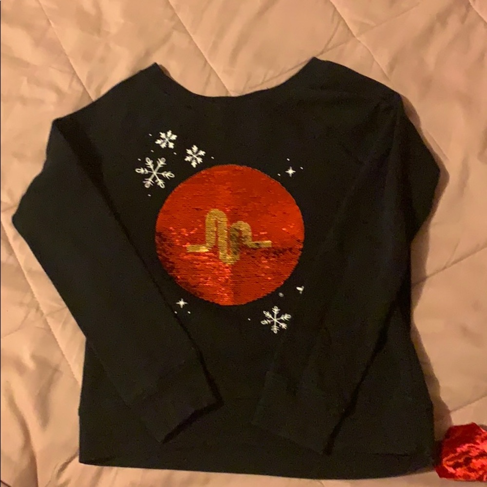 Musical.ly  sweater size 7/8